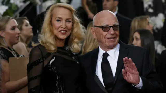 مرداک و هال در تابستان با هم آشنا شدند