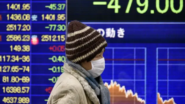 Своими финансовыми болезнями КНР не болеет в одиночестве, понемногу заражая другие страны