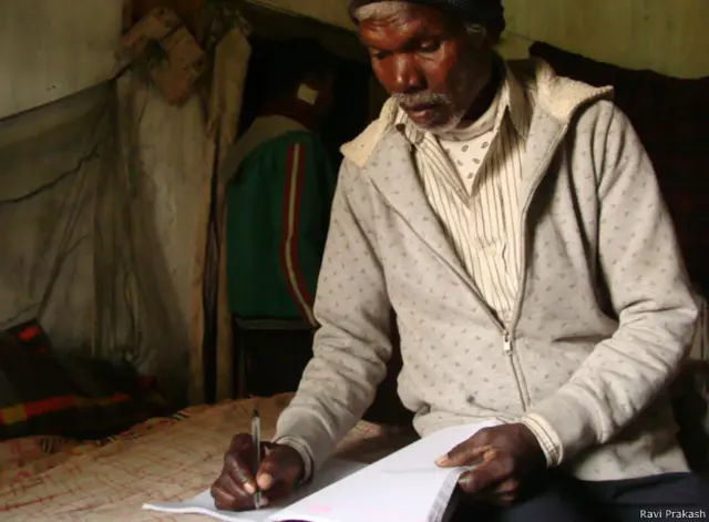 झारखंड, कुडुख भाषा के लेक्चरर एडवर्ड कुजुर