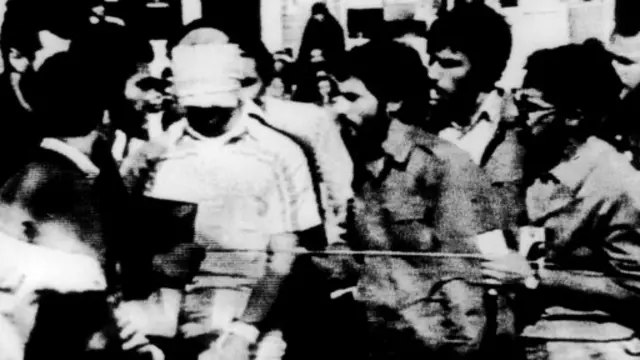 گروگانگیری در سفارت آمریکا نخستین مورد از تعرض به اماکن دیپلماتیک در جمهوری اسلامی بود