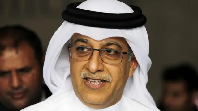 الشيخ سلمان آل خليفة رفض الإجابة عن سؤال عن التصويت لروسيا وقطر إن أعيدت الترشيحات