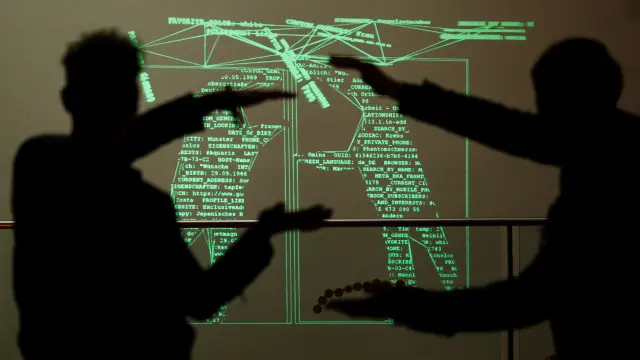 جيمس كلابر هو مستشار الرئيس الأمريكي لشؤون الأمن الالكتروني