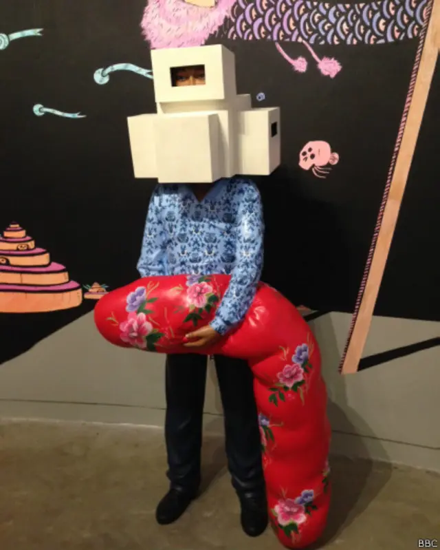 Karya Eko Nugroho berjudul "Hati, Jiwa, dan Harapan Generasi Bantal".