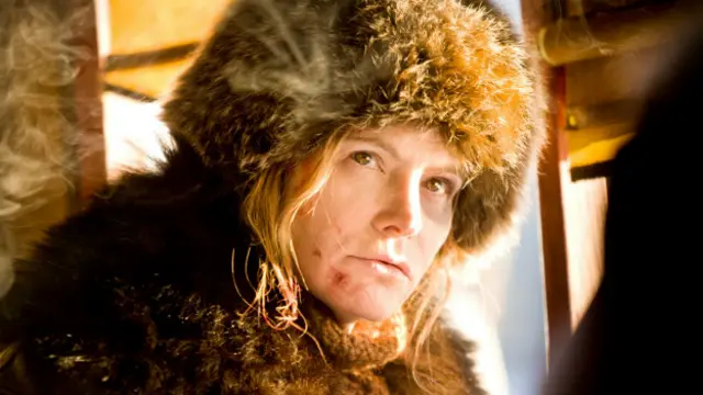 Jennifer Jason Leigh