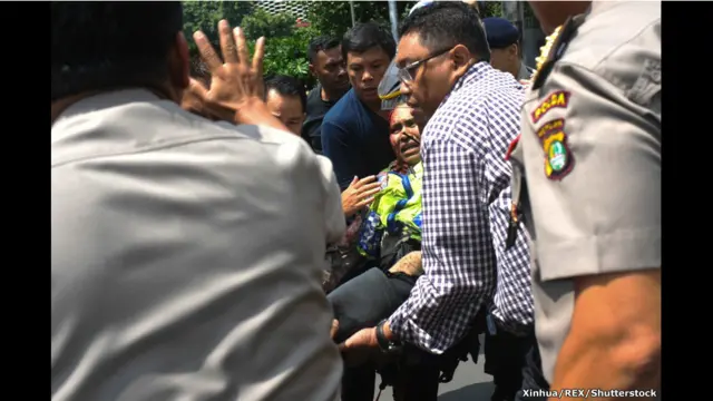 घायलों की तत्काल सहायता का इंतज़ाम किया गया