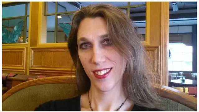 Yupqa shaxsiy fotosurat