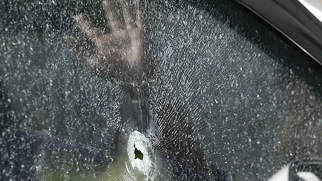 Rapat desa memutuskan pemakaman Jenazah Azan bisa diterima karena 'alasan kemanusiaan'.