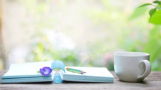 عبر عن نفسك بتدوين يومياتك، فبذلك يمكنك أن تهدئ من حالة العقل والجسد