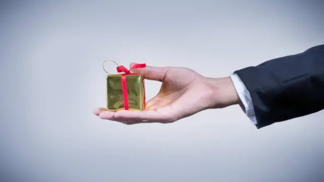 خذ بضع لحظات للتعبير عن تقديرك الناس الذين تحبهم، فالامتنان ترياق للتوتر