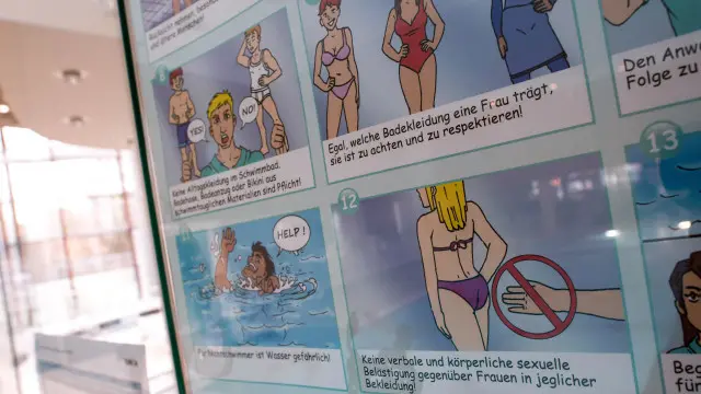 Laporan para perempuan di kolam renang tidak menjadi tindak kriminal, namun pencari suaka diminta mengubah perilaku mereka.