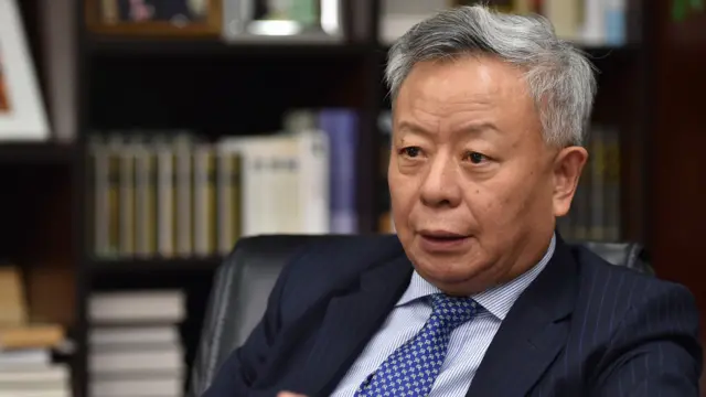 亚投行首任行长金立群。