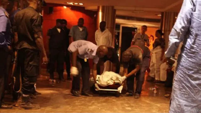 اسی قسم کا حملہ خود کو دولتِ اسلامیہ کہلانے والی شدت سپند تنظیم نے نومبر میں ہمسایہ ملک مالی میں بھی کیا تھا