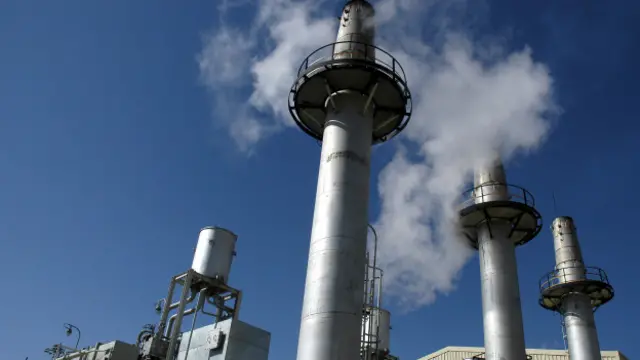 Иран должен перестроить реактор Arak, который работает на тяжелой воде, чтобы он больше не смог производить оружейный плутоний