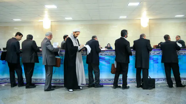 پارلیمان کی 290 نشستوں کے لیے 26 فروری کو انتخابات منعقد ہوں گے