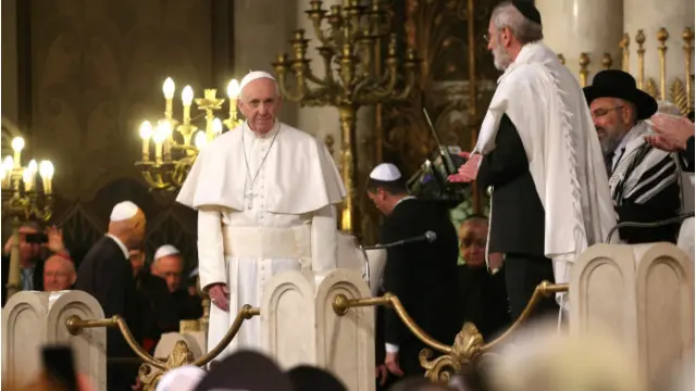 يتوقع الإعلام الإيراني أن يزور البابا طهران