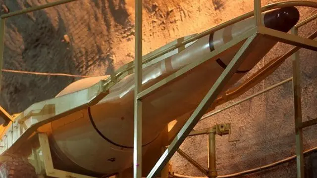 رواں برس جنوری میں امریکہ نے ایران کے سابقہ تجربات کے ردعمل میں ایران کے میزائل پروگرام کو نشانہ بناتے ہوئے اس پر پابندیاں عائد کی تھیں