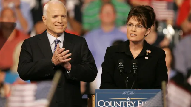 Bà Sarah Palin từng được ứng viên Cộng hòa John McCain đưa vào liên danh tranh cử hồi 2008