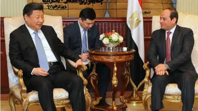 离开沙特后，习近平傍晚已经抵达埃及首都开罗。此后，他将前往刚刚被解除制裁的伊朗。