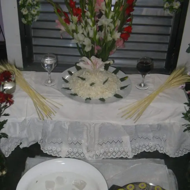 Tradicional oferenda a deuses africanos; para especialistas, há mitos e preconceito sobre rituais de religiões de matrizes africanas