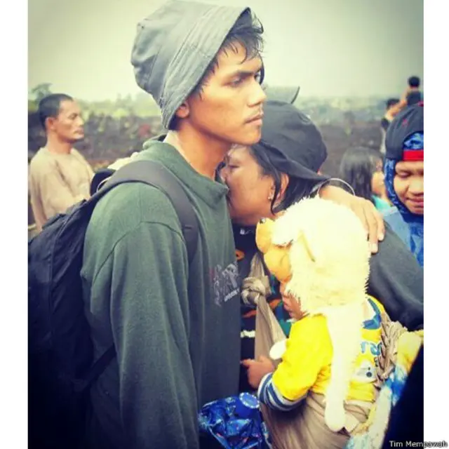 Pemerintah Indonesia menegaskan kembali tentang opsi transmigrasi ke luar Jawa seperti yang diinginkan oleh sebagian eks anggota Gafatar.