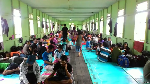 Mereka kemudian dievakuasi ke markas Kodam Tanjungpura di Pontianak, Kalbar, sebelum nantinya dipulangkan ke Jawa.