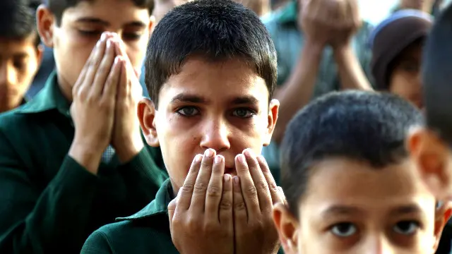 دہشت گردوں کے ہاتھوں ہی مرنا ہے تو بھیڑ بکریوں کی طرح مرنے سے بہتر ہے کہ لڑتے ہوئے مرا جائے