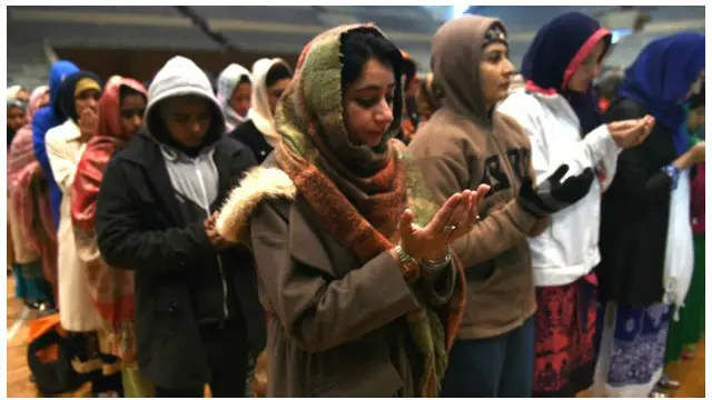 د پلازمېنې اسلام اباد په گډون بېلابېلو ښارونو کې د دعا غونډې ترسره کېږي.