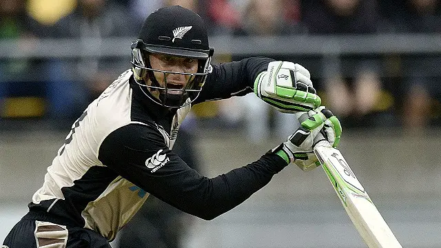 مارٹن گپٹل نے صرف 19 گیندوں پر 42 رنز بنائے