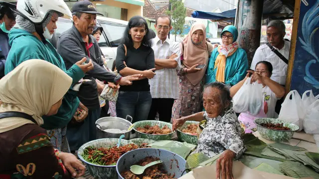 gudeg mbah lindu