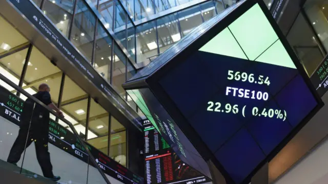 يتوقع البعض ارتفاع فوائد المصدرين وانكماش ارباح المستوردين