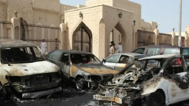 المتشددون الجهاديون المرتبطون بتنظيم الدولة فجروا مساجد شيعية في السعودية 