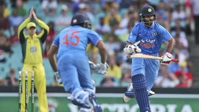 شیکھر دھون اور روہت شرما نے پہلی وکٹ کے لیے بھارتی ٹیم کو 97 رنز کا آغاز فراہم کیا