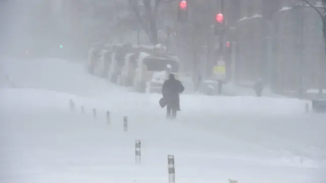 अमरीका में बर्फीला तूफ़ान