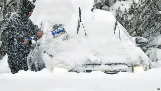 अमरीका में बर्फीला तूफ़ान