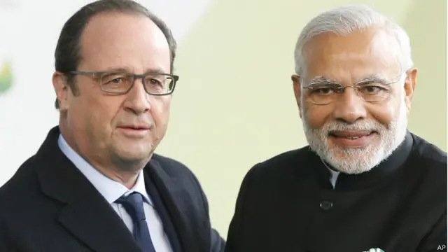 फ्रांस के राष्ट्रपति फ्रांस्वा ओलांद और नरेंद्र मोदी