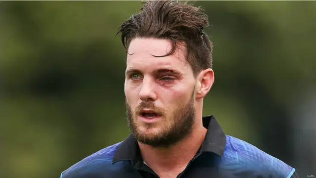 لیکن پھر میکلنگن کو چوٹ لگ گئی۔