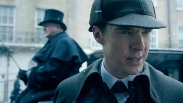 2015年夏洛克的假日特辑以维多利亚时代为背景，而通常它都是现代背景。(图片来源: BBC/Robert Viglarsky)