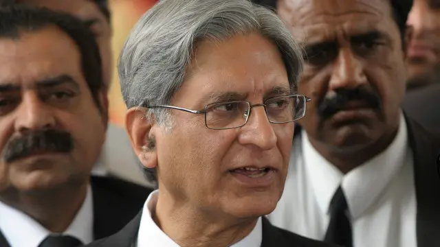 اعتزاز احسن