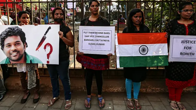 रोहित वेमुला के लिए प्रदर्शन