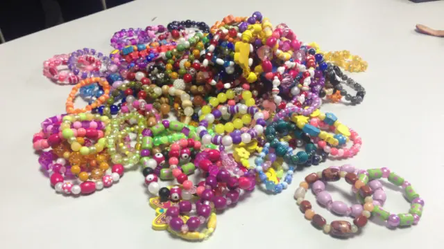 Браслеты в центре "Китеж"