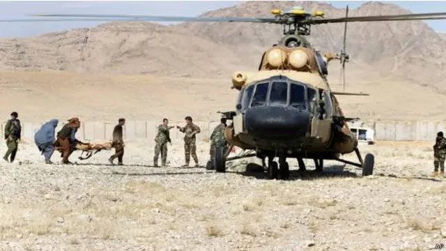 ورځپاڼه د افغانستان په سوېل کې د ارزگان پر لويې لارې روان تاوتريخوالي ته په اشاره وايي چې افغان ځواکونو پر لويې لارې د طالبانو ولکې ختمولو په موخه عمليات پيل کړي دي.