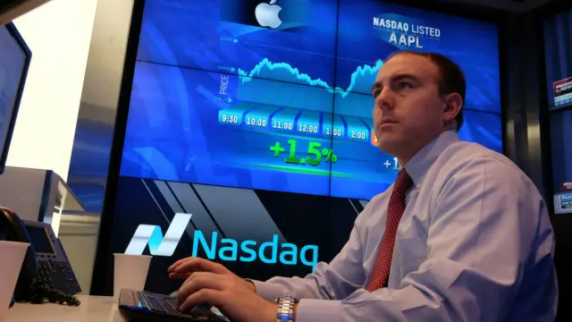 Раніше цього місяця акції Apple упали нижче 100 доларів