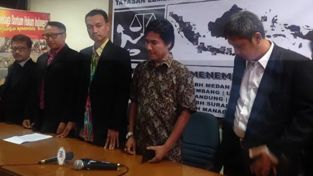 Beberapa bekas pucuk pimpinan eks organisasi Gafatar yang hadir di konferensi pers di Jakarta, Rabu (26/1).