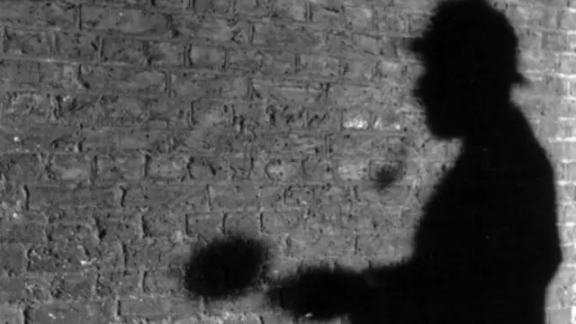 即便是在今天,对于很多希望摆脱“专长魔咒”的理性思考者来说,夏洛克·福尔摩斯依然能带来很多启发(BBC同事请注意:请替换成Getty的图片,eg: 3372878)