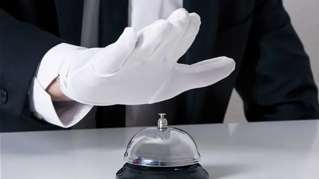 Звонок дворецкого