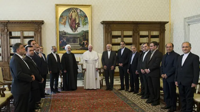 رئیس جمهور ایران و هیئت ایرانی در دفتر پاپ در واتیکان
