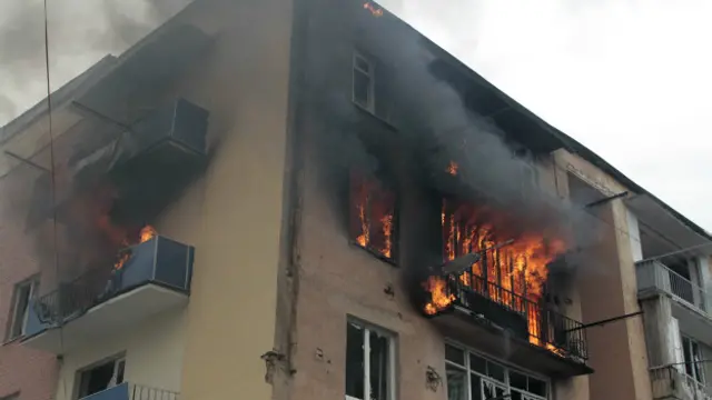 Горящий дом