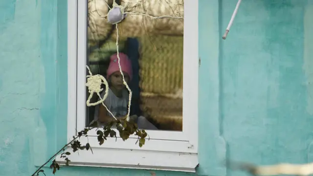 Девочка в окне