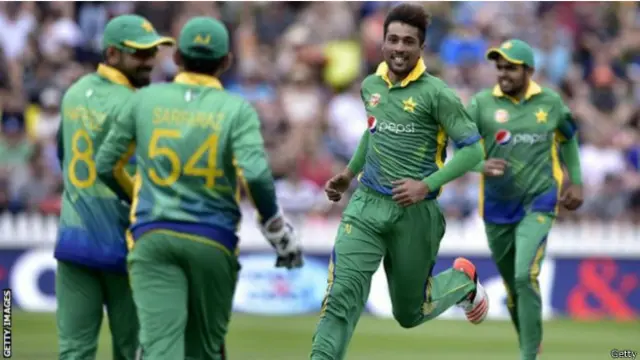 پاکستان کرکٹ بورڈ کو عامر کے ویزے کے لیے اس لیے بھی امید ہے کہ کامن ویلتھ ممالک میں شامل نیوزی لینڈ انہیں ویزا جاری کرچکا ہے