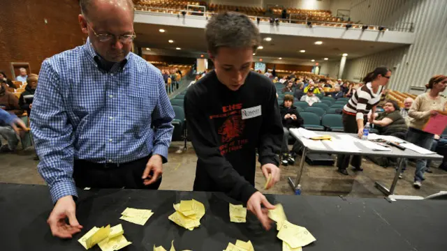 آیووا میں انتخابات کا جو مرحلہ ہے اسے کاکس کہا جاتا ہے